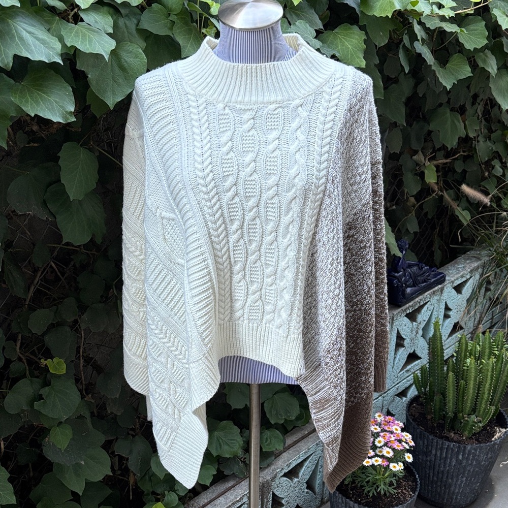 Bless No’15 Two-Tone Cable Knit Poncho Sweater - Cream & Taupe